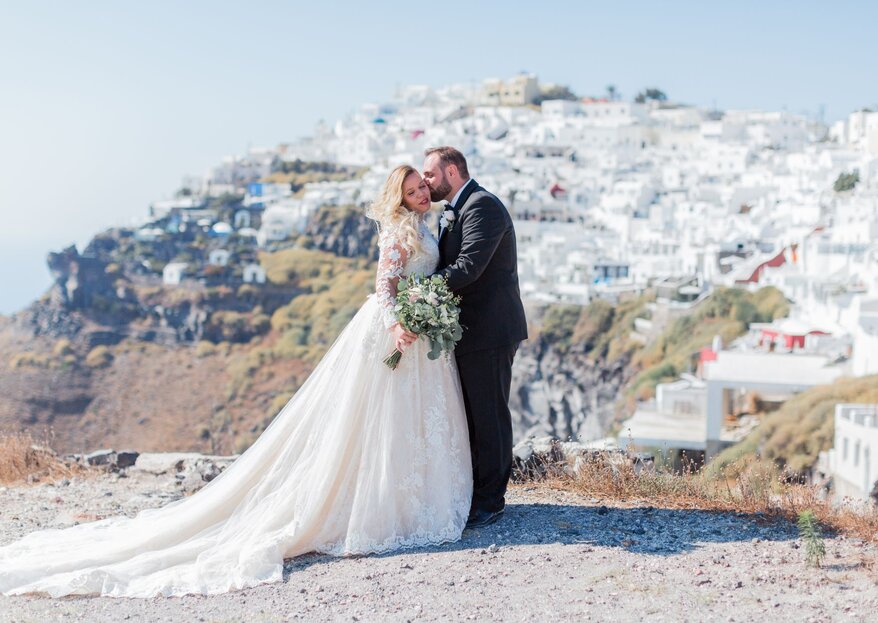 Your dream destination wedding in Santorini planned to perfection by Sandra Ebner