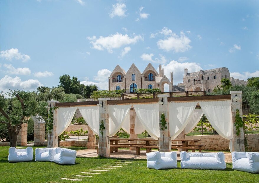 Ottolire Resort: where the white of an ancient and elegant trulli is lost among the green of the olive trees