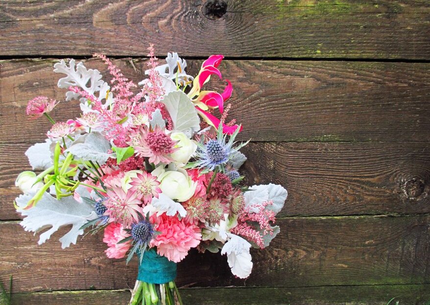 How To Find The Right Bridal Bouquet: 5 Tips To Help You Choose